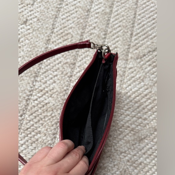 The perfect going out purse by Nine West genuine in gorgeous red - Picture 4 of 9